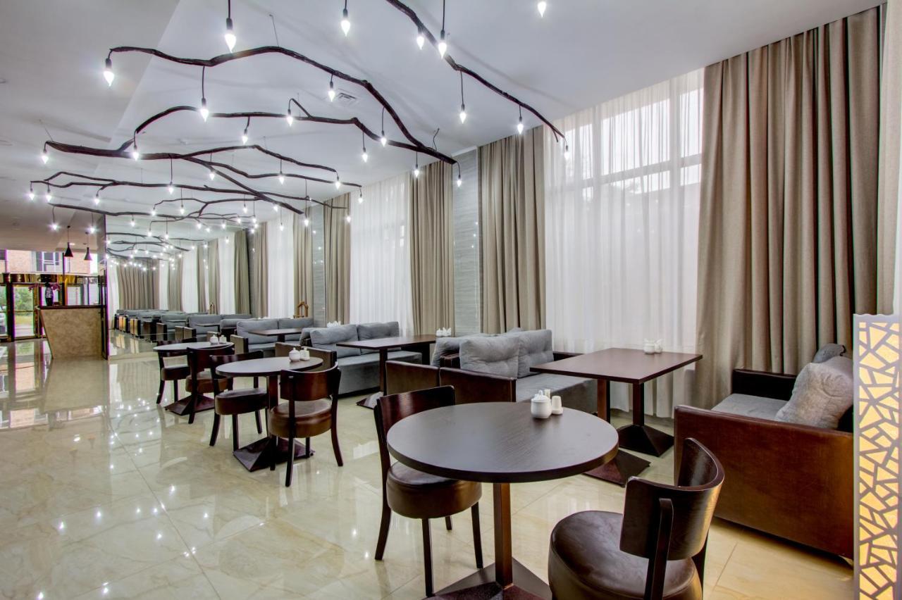 Hotel Bridges Bishkek Exterior photo